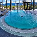 شقة Zloty Horyzont Vip - Glowny Budynek - Z Basenem, Silownia, Grota Solna, Bawialnia I Restauracja By Royal Aparts شكلارسكا بوريبا