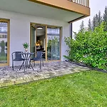شقة Zloty Horyzont Vip - Glowny Budynek - Z Basenem, Silownia, Grota Solna, Bawialnia I Restauracja By Royal Aparts *