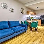 Zloty Horyzont Vip - Glowny Budynek - Z Basenem, Silownia, Grota Solna, Bawialnia I Restauracja By Royal Aparts شقة