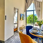 Zloty Horyzont Vip - Glowny Budynek - Z Basenem, Silownia, Grota Solna, Bawialnia I Restauracja By Royal Aparts شقة