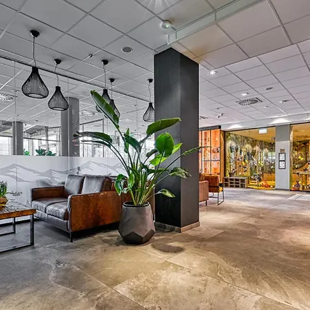 Apartment Zloty Horyzont Vip Z Basenem, Silownia, Grota Solna, Bawialnia I Restauracja By Royal Aparts *
