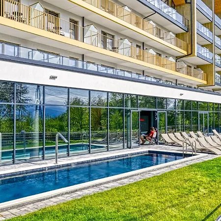 Apartament Złoty Horyzont Vip - Główny Budynek - Z Basenem, Siłownią, Grotą Solną, Bawialnią I Restauracją By Royal Aparts