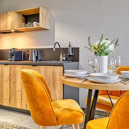 Złoty Horyzont Vip - Główny Budynek - Z Basenem, Siłownią, Grotą Solną, Bawialnią I Restauracją By Royal Aparts Apartamento Szklarska Poręba