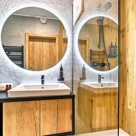 Złoty Horyzont Vip - Główny Budynek - Z Basenem, Siłownią, Grotą Solną, Bawialnią I Restauracją By Royal Aparts *