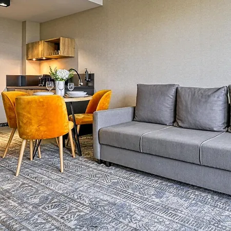 Złoty Horyzont Vip - Główny Budynek - Z Basenem, Siłownią, Grotą Solną, Bawialnią I Restauracją By Royal Aparts Szklarska Poręba