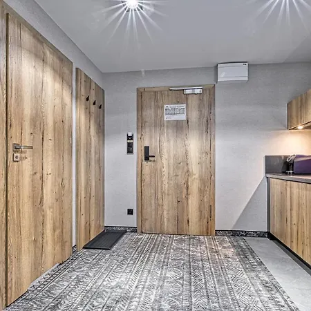 Apartament Złoty Horyzont Vip - Główny Budynek - Z Basenem, Siłownią, Grotą Solną, Bawialnią I Restauracją By Royal Aparts Szklarska Poręba