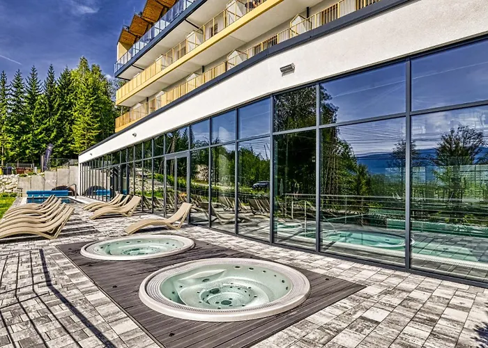 Apartment Zloty Horyzont Vip - Glowny Budynek - Z Basenem, Silownia, Grota Solna, Bawialnia I Restauracja By Royal Aparts Schreiberhau