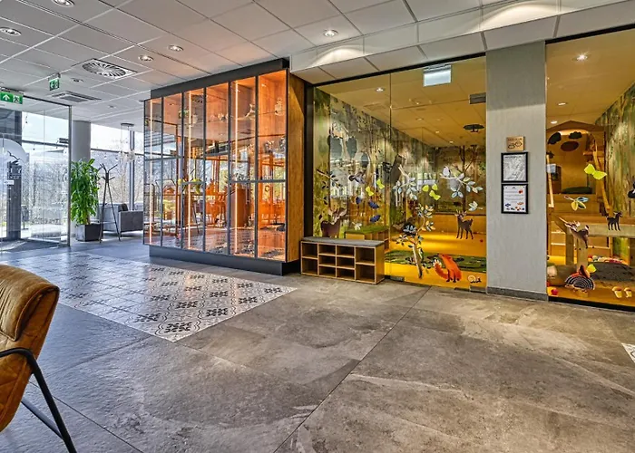 Zloty Horyzont Vip - Glowny Budynek - Z Basenem, Silownia, Grota Solna, Bawialnia I Restauracja By Royal Aparts Apartment *