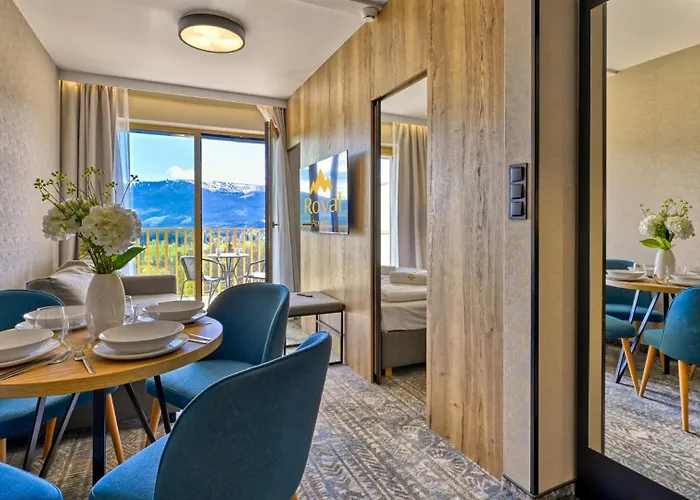 Apartment Zloty Horyzont Vip - Glowny Budynek - Z Basenem, Silownia, Grota Solna, Bawialnia I Restauracja By Royal Aparts *