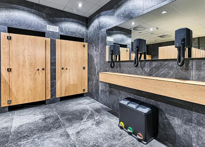 Apartment Zloty Horyzont Vip - Glowny Budynek - Z Basenem, Silownia, Grota Solna, Bawialnia I Restauracja By Royal Aparts