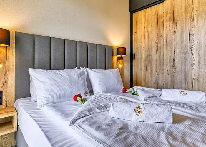 Zloty Horyzont Vip - Glowny Budynek - Z Basenem, Silownia, Grota Solna, Bawialnia I Restauracja By Royal Aparts Apartment Schreiberhau