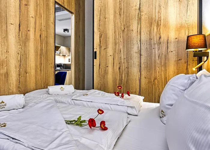 Zloty Horyzont Vip - Glowny Budynek - Z Basenem, Silownia, Grota Solna, Bawialnia I Restauracja By Royal Aparts Apartment