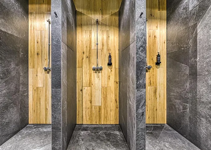 Apartment Zloty Horyzont Vip - Glowny Budynek - Z Basenem, Silownia, Grota Solna, Bawialnia I Restauracja By Royal Aparts *