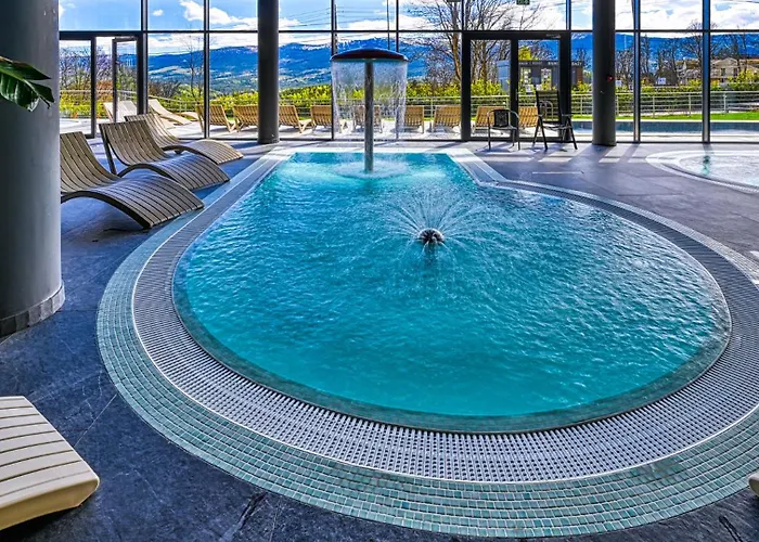 Apartment Zloty Horyzont Vip - Glowny Budynek - Z Basenem, Silownia, Grota Solna, Bawialnia I Restauracja By Royal Aparts Schreiberhau