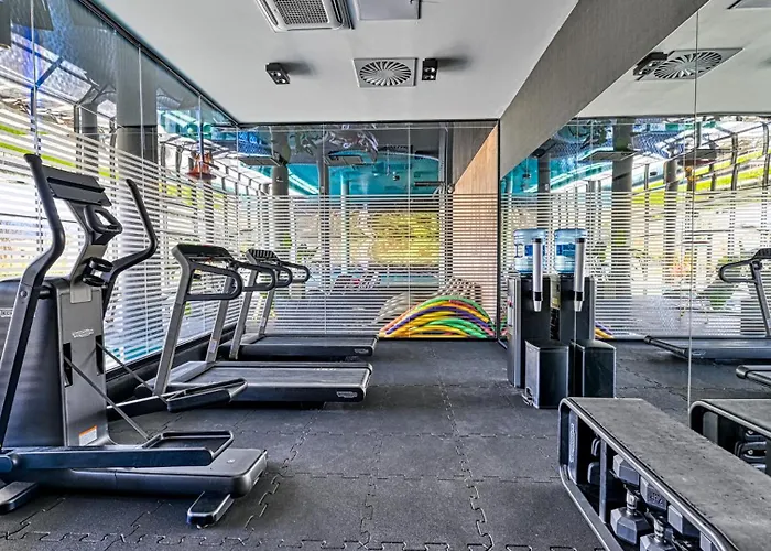 Apartment Zloty Horyzont Vip - Glowny Budynek - Z Basenem, Silownia, Grota Solna, Bawialnia I Restauracja By Royal Aparts Schreiberhau