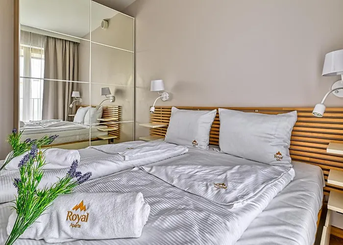 Apartment Zloty Horyzont Vip - Glowny Budynek - Z Basenem, Silownia, Grota Solna, Bawialnia I Restauracja By Royal Aparts Schreiberhau