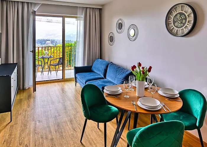 Zloty Horyzont Vip - Glowny Budynek - Z Basenem, Silownia, Grota Solna, Bawialnia I Restauracja By Royal Aparts Schreiberhau