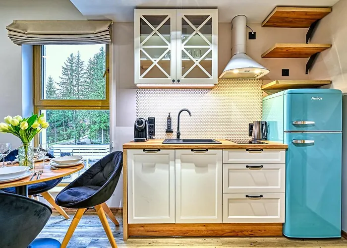 Apartment Zloty Horyzont Vip - Glowny Budynek - Z Basenem, Silownia, Grota Solna, Bawialnia I Restauracja By Royal Aparts *