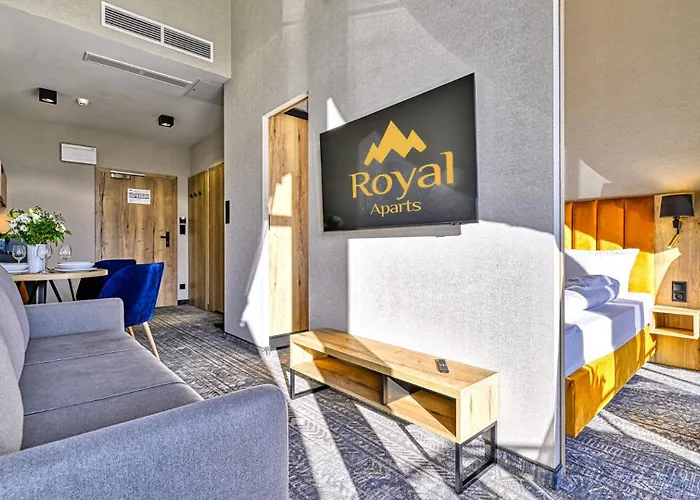 Apartment Zloty Horyzont Vip - Glowny Budynek - Z Basenem, Silownia, Grota Solna, Bawialnia I Restauracja By Royal Aparts
