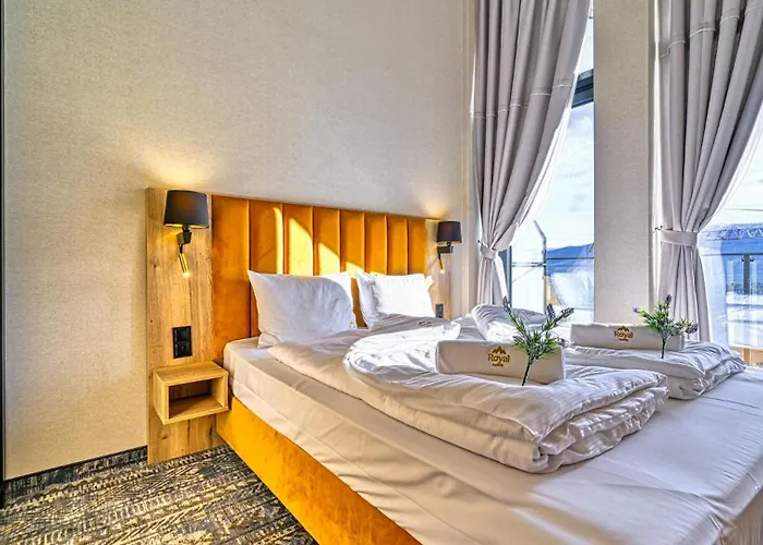 Zloty Horyzont Vip - Glowny Budynek - Z Basenem, Silownia, Grota Solna, Bawialnia I Restauracja By Royal Aparts Apartment