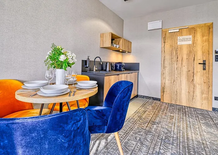 Zloty Horyzont Vip - Glowny Budynek - Z Basenem, Silownia, Grota Solna, Bawialnia I Restauracja By Royal Aparts Apartment Schreiberhau