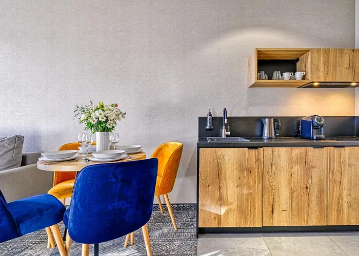 Zloty Horyzont Vip - Glowny Budynek - Z Basenem, Silownia, Grota Solna, Bawialnia I Restauracja By Royal Aparts Apartment