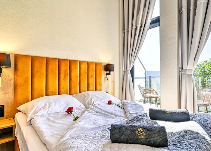 Apartment Zloty Horyzont Vip - Glowny Budynek - Z Basenem, Silownia, Grota Solna, Bawialnia I Restauracja By Royal Aparts